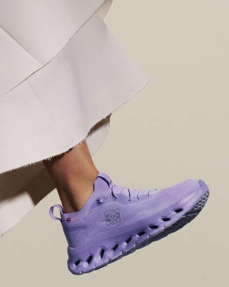 Luxurious Minimal Sneakers
